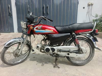 Honda CD 70, 2015 model for sale