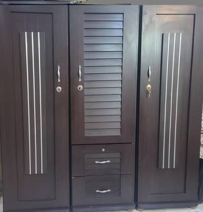 Hanging + Shelf Almirah