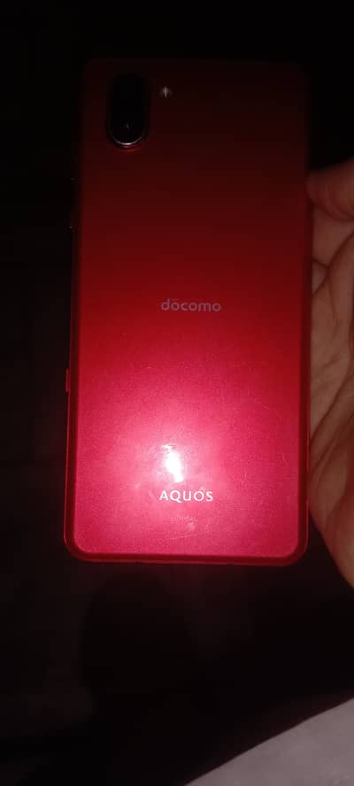 Sharp Aquos R3