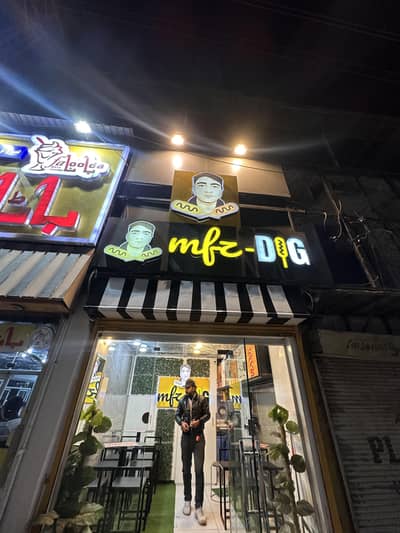 cashiar / chef /  order taker / cleaner