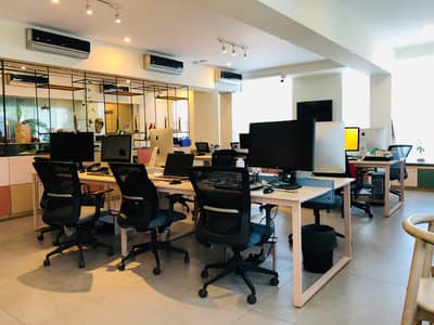 PHASE 8 LAVISH FURNISHED OFFICE FOR RENT 50 PERSON SETTING 15 INTO 20 AC