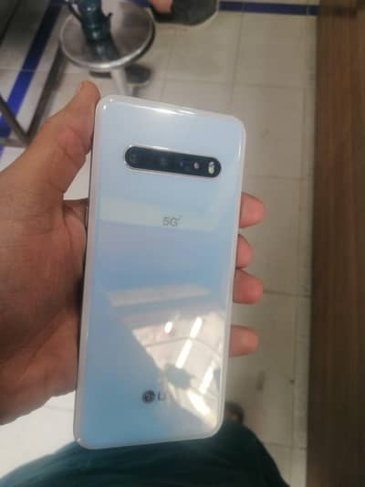 Lg v60 8/128 dubble sim only WhatsApp
