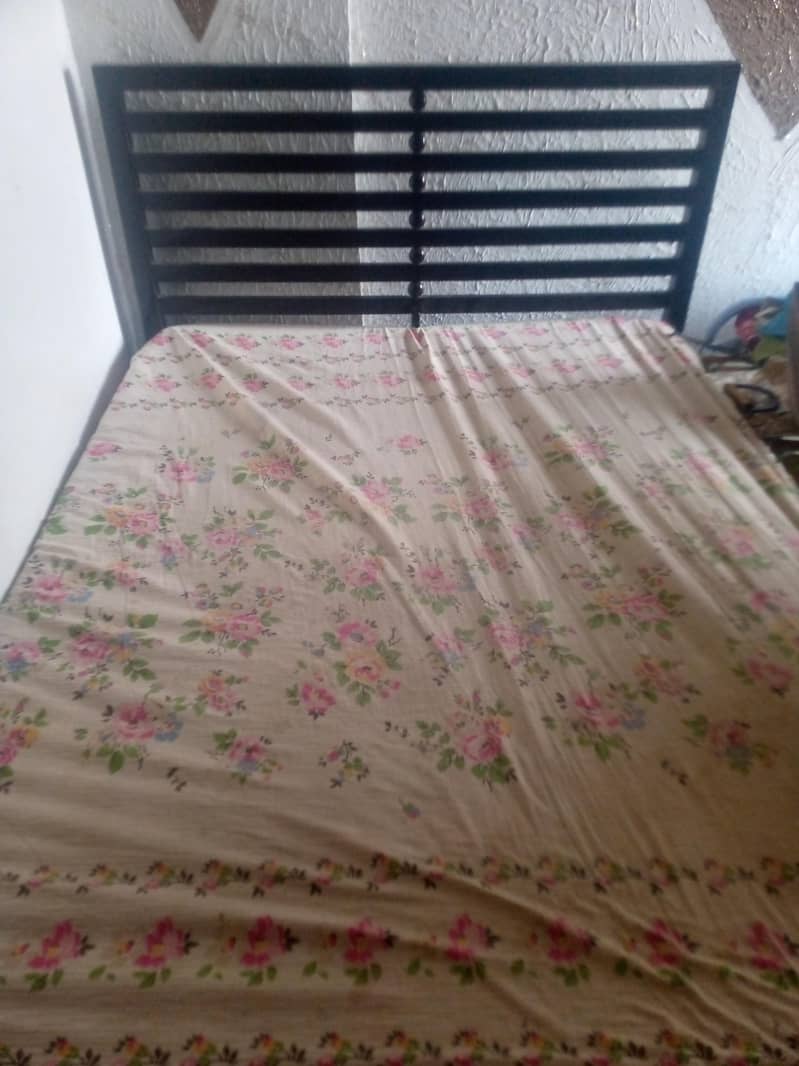 bed single 2