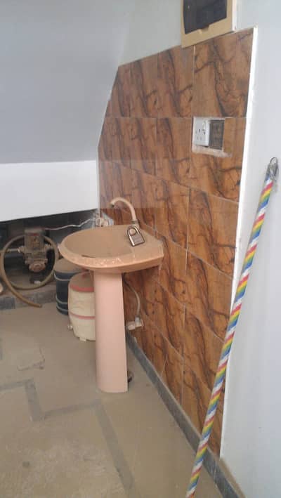 independent house have three bed dd for rent in johar