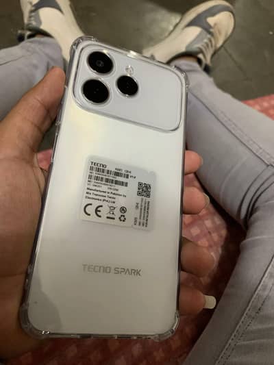 Tecno spark 40 8/128 10 by 9 condition all ok set with box and charger