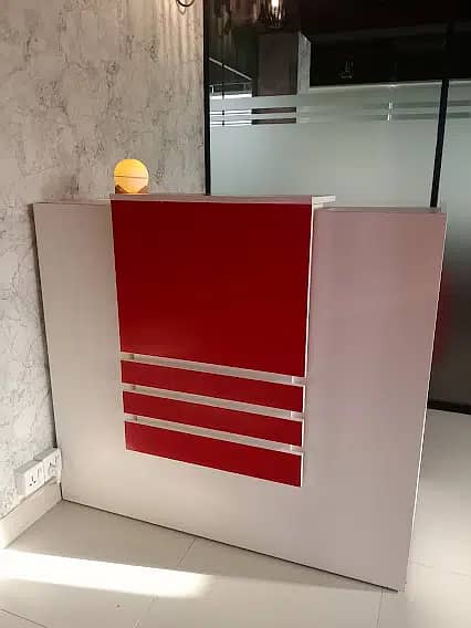 Reception Table | Counter Table 6