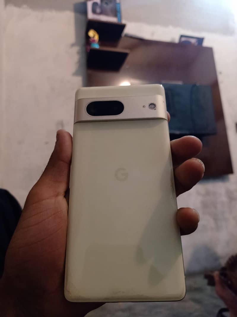 Google pixel 7 3