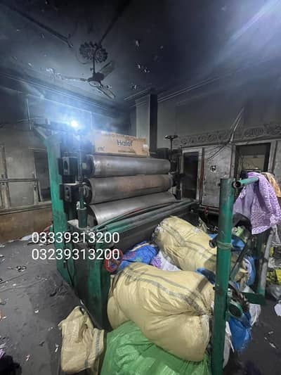 Fabric Calandar 2 in 1 and Charakh in Good Condition For Sale