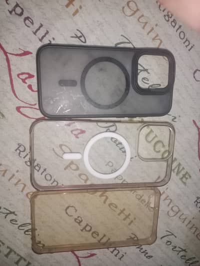 Ok cover hain Sara iphone ka hain whatspp number 03701603624