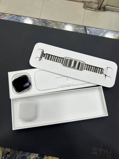 Series 11 stainless steel