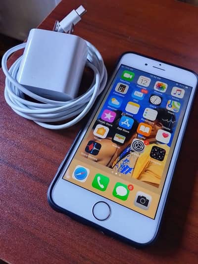 iphone 6 plas 128 GB with box my WhatsApp number 0325/22/61/268