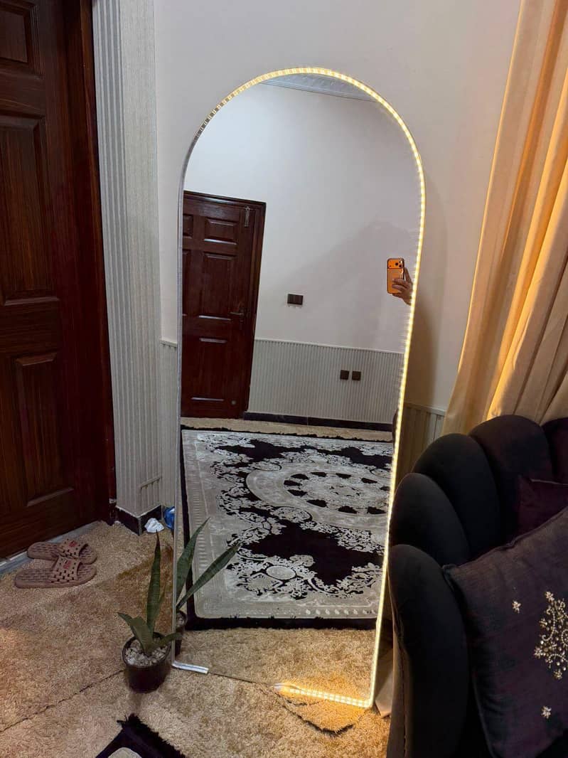 standing mirror 0