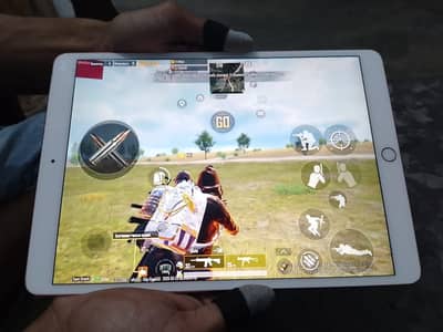 iPad Pro 10;5 inch gaming device total janin 64 gb 10/10ipad
