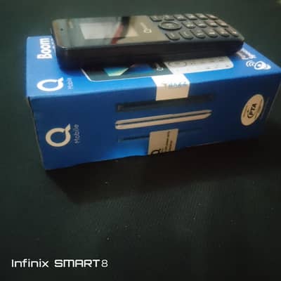 Q mobile Boom 200 almost new