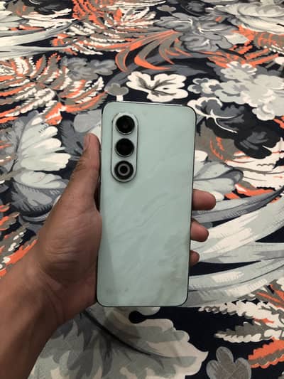 Itel s25 128gb with box