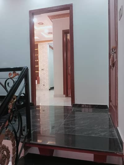 10 Marla Upper Portion For Rent