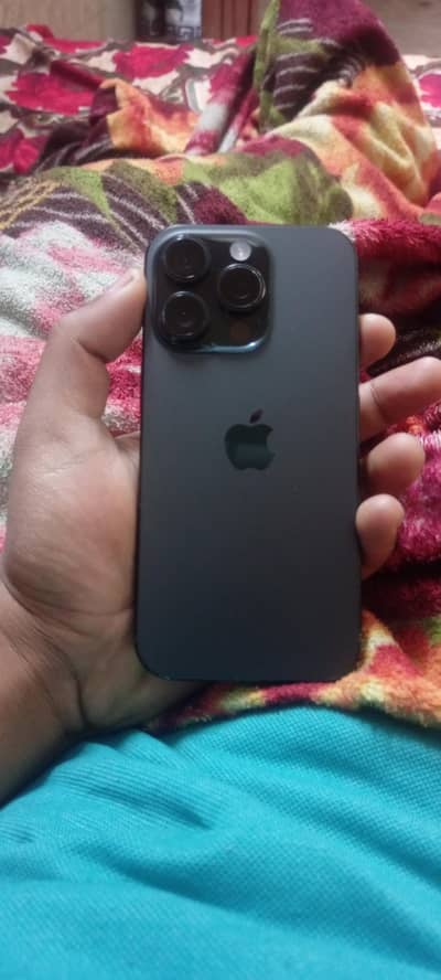 iphone 16 pro non active black color