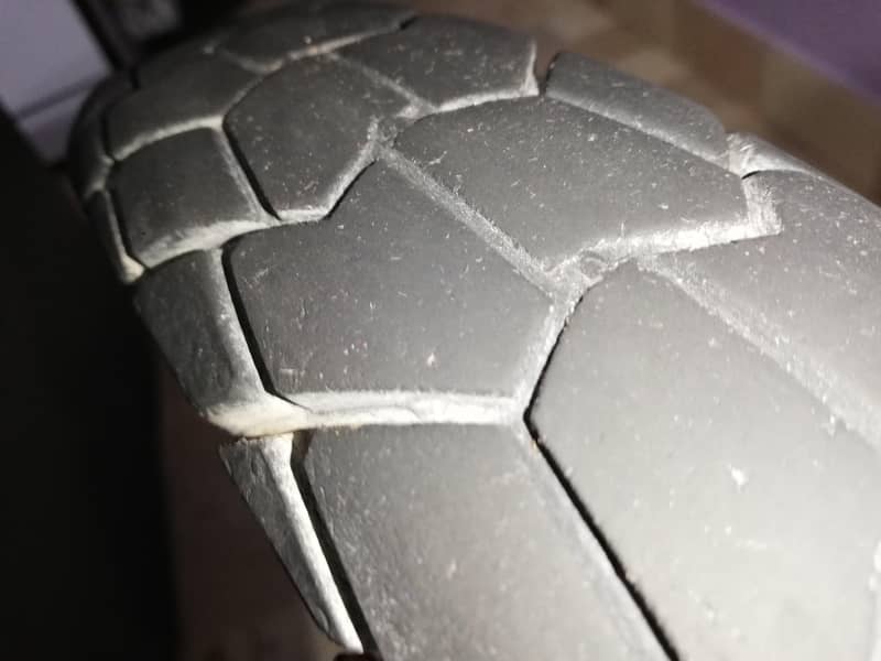 Tyre sell 6