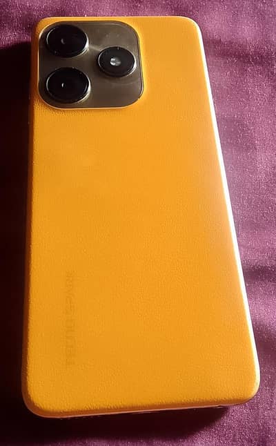 saf sutra phone ha kui falt ni sab ok ha jis Bahi ko chahiya rabta kar