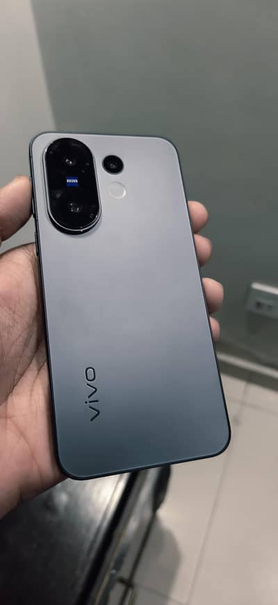 VIVO X200 FE