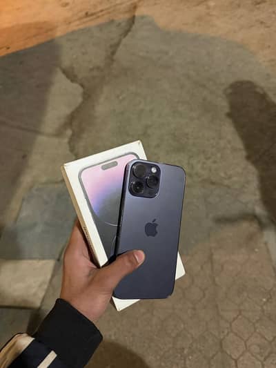 Iphone 14 pro max factory unlock with box