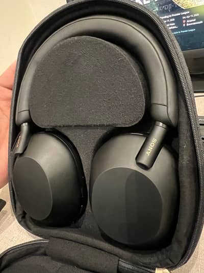 sony Bluetooth And wired headphones