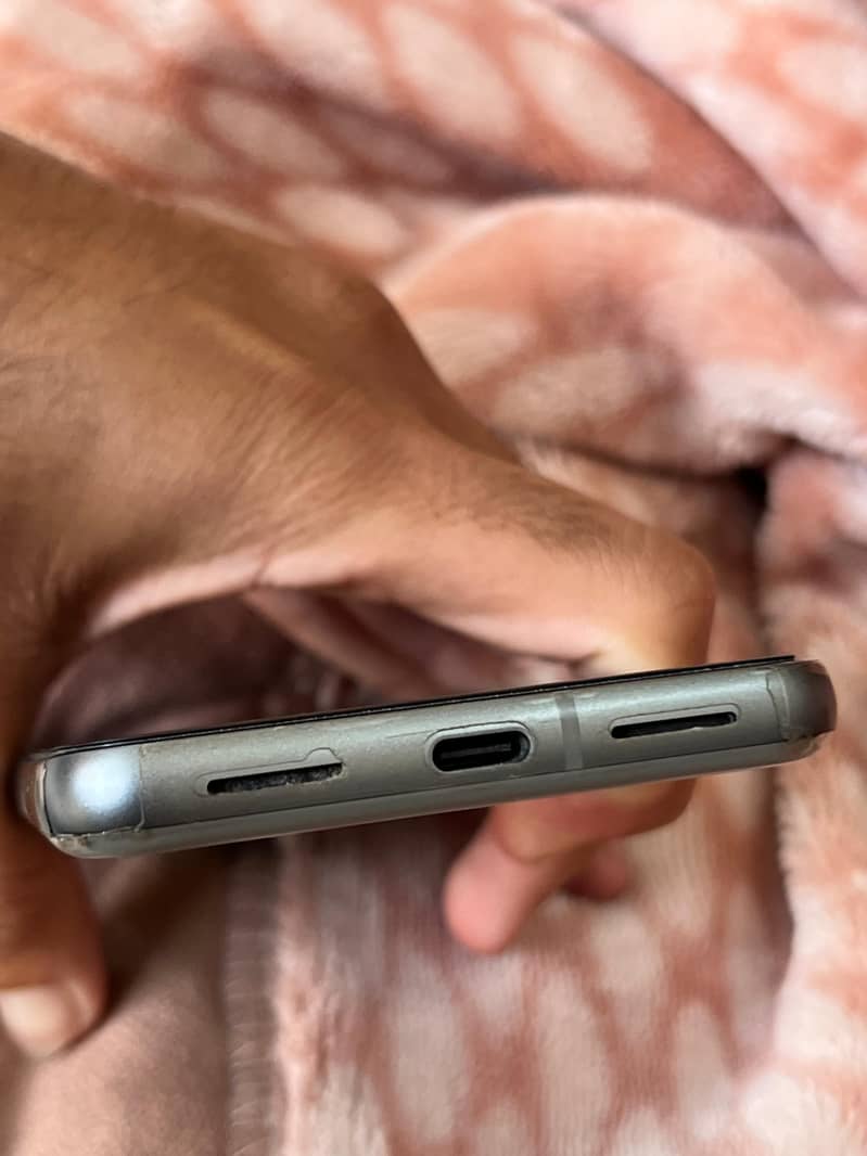Google Pixel 8 1