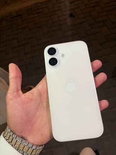 Iphone 16 white