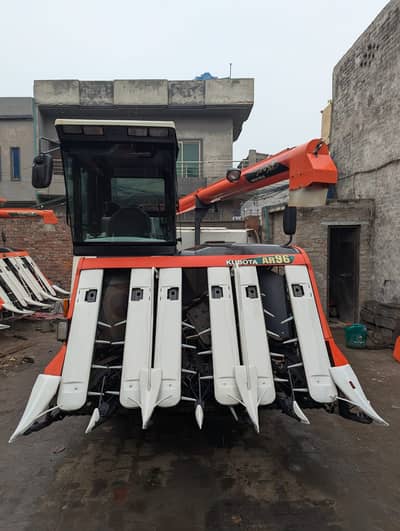 KUBOTA HARVESTER AR 96