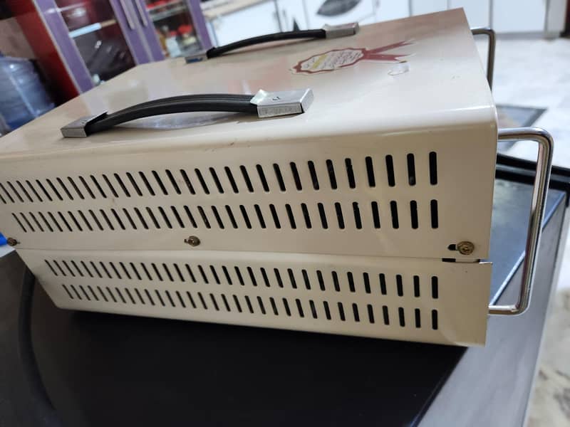 Universal Voltage Stabilizer 5