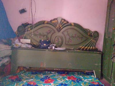 bokol used bass Koch time used furniture hai rate Kam bhee ho jaii ga