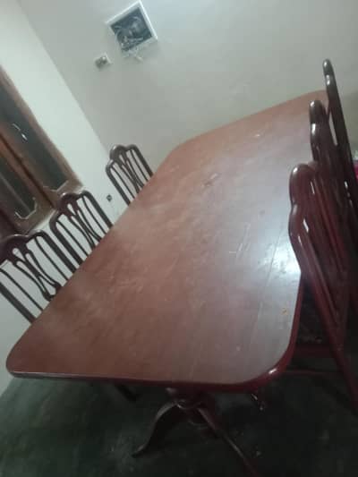 DINING TABLE FOR SALE