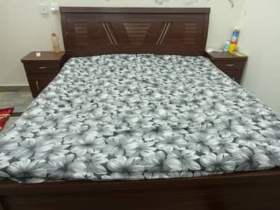 Complete Bedroom Set For Sale.