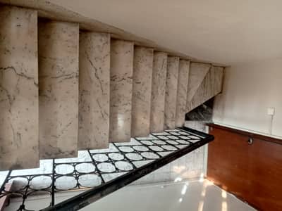 3 BEDROOMS ATTACH BATH AVAILABLE FOR RENT IN RAVI BLOCK ALLAMA IQBAL TOWN