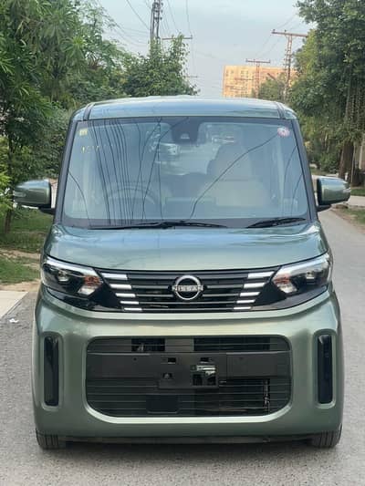 Nissan Roox hybrid New shape