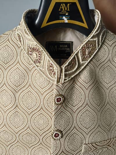 branded sherwani just 2 hour used