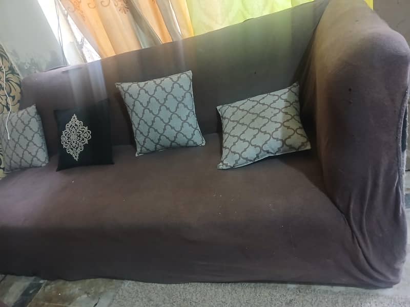 7 seater Lshape sofas with table 0