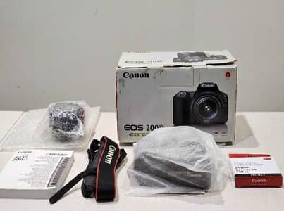 Canon 200d camera complete box