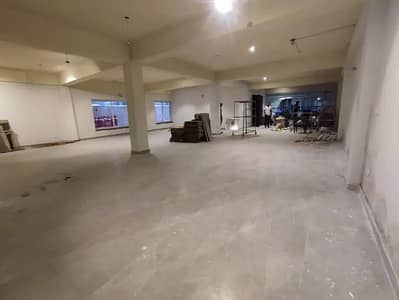 2 Kanal Commercial Hall Available In Johar Town