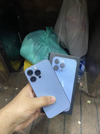 Iphone 13 pro dual pta approved 10/10 brand new condition