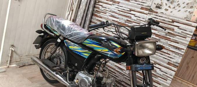 SUPER STAR BIKE NEAT AND CLEAN CONDITION