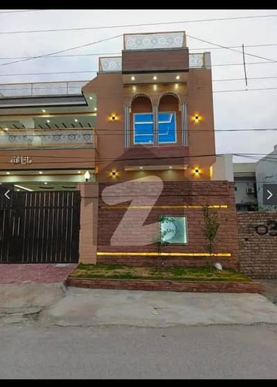 Prime Location 10 Marla House In Stunning Officers Garden Colony Is Available For sale