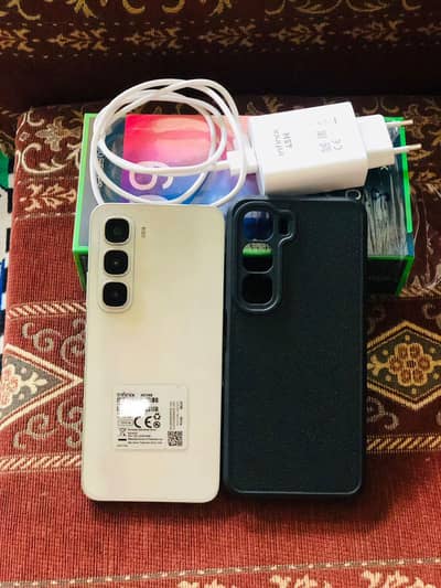 INFINIX HOT 60i / complete box just like me a mobile