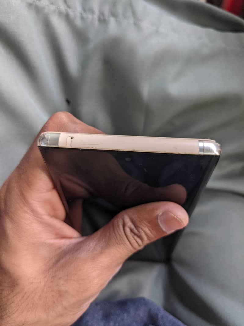 Google Pixel 6 pro 3