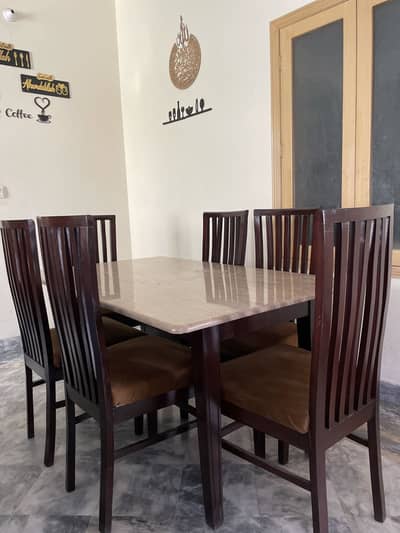 DINING TABLE WITH CHAIRS
