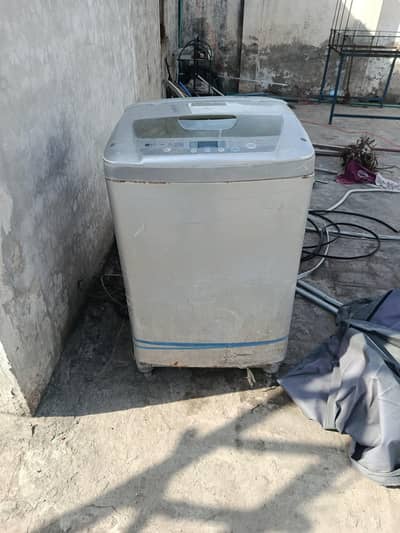 پرانی واشنگ مشین