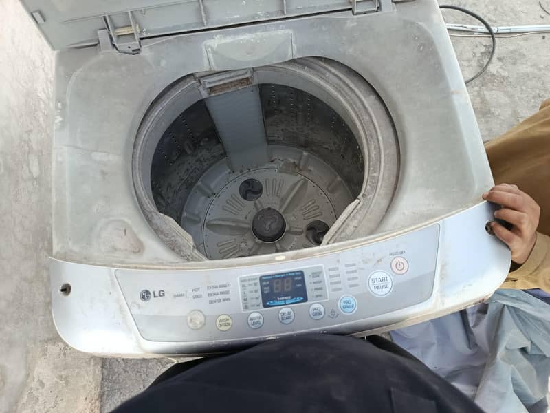 پرانی واشنگ مشین 3