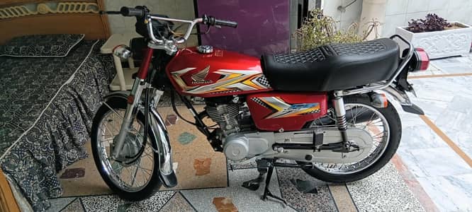 fresh new bike in showroom condition