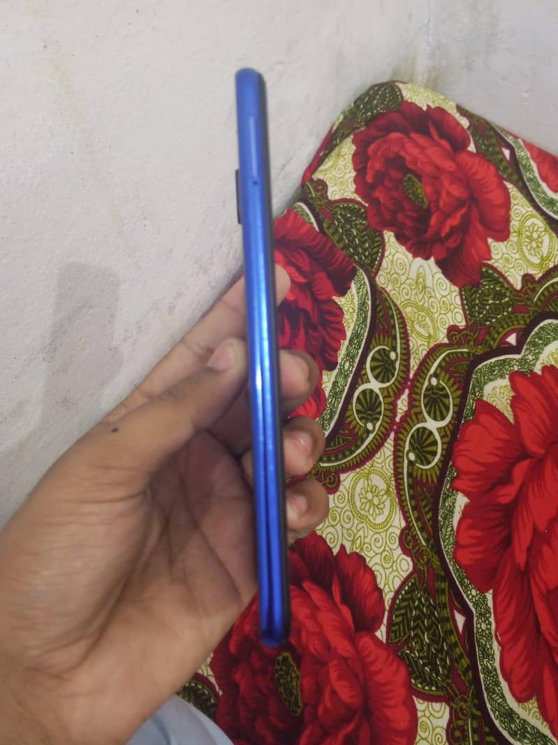 Redmi Note 7 3