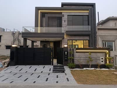 4 Beds Brand New 9.5 Marla Prime Location House for Sale in DHA Phase 4 Lahore.